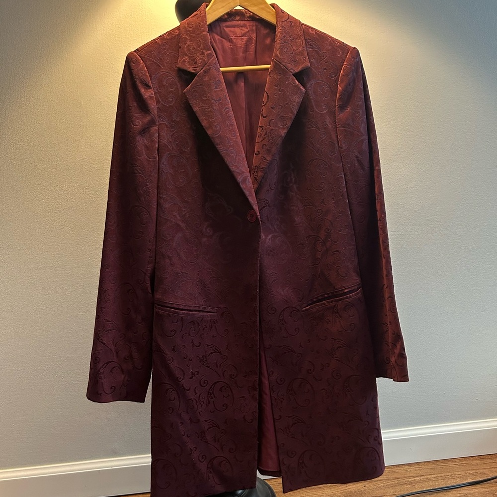 Elegant Burgundy Jacquard Pantsuit / Two-Piece Set